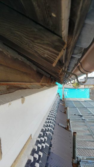 滋賀県甲南にて外部漆喰壁しあげ