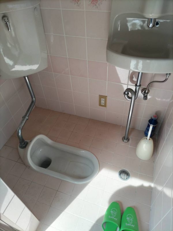 伊賀市丸柱にて、トイレ改造工事